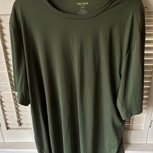 Tek Gear Dry Tek Men’s Forest Short Sleeved Shirt. Moisturizer Wicking Athletic!